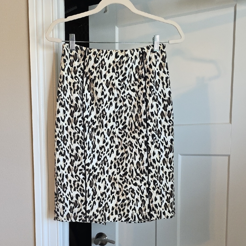 White House Black Market Animal Print Pencil Skirt